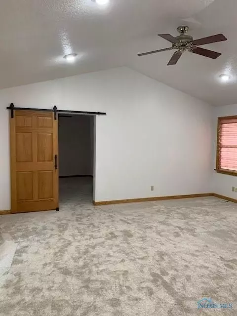 534 W Main St, Deshler, OH 43516 photo 6