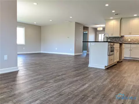 1408 Fieldstone, Bryan, OH 43506 photo 12