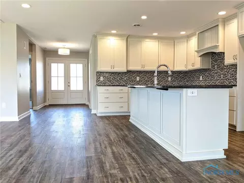 1408 Fieldstone, Bryan, OH 43506 photo 6