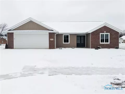 1408 Fieldstone, Bryan, OH 43506 photo 1