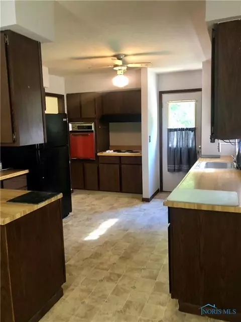 104 Westview St, Bryan, OH 43506 photo 5