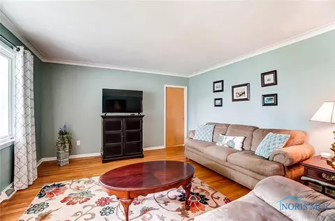 200 Huron Rd, Findlay, OH 45840 photo 11