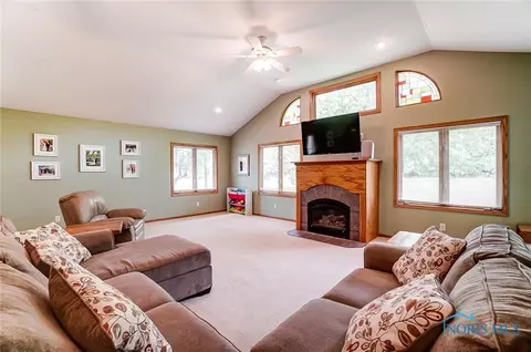 200 Huron Rd, Findlay, OH 45840 photo 24