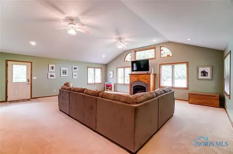 200 Huron Rd, Findlay, OH 45840 photo 23