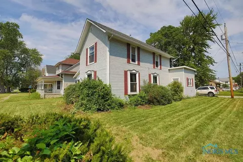 428 Cherry St, Findlay, OH 45840 photo 2