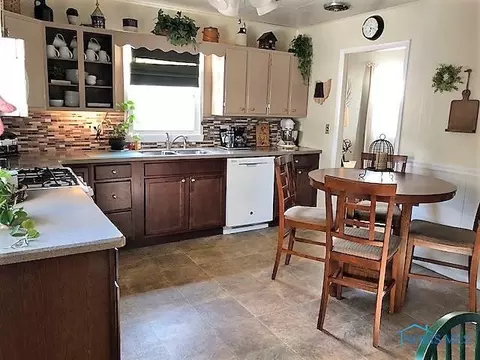 313 Rector Ave, Findlay, OH 45840 photo 8