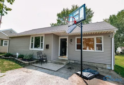 237 Lester Ave, Findlay, OH 45840 photo 1