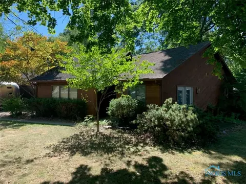 401 John St, Bryan, OH 43506 photo 1