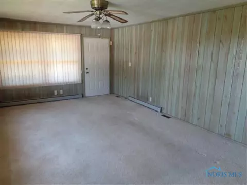 750 E Main St, Leipsic, OH 45856 photo 4