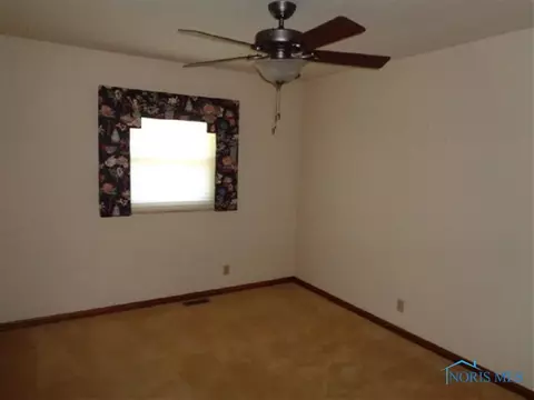 750 E Main St, Leipsic, OH 45856 photo 11
