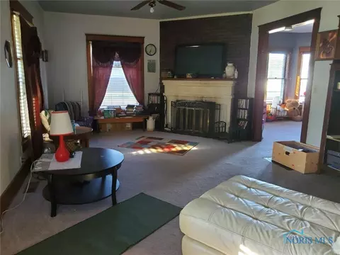 605 S Main St, Bryan, OH 43506 photo 4
