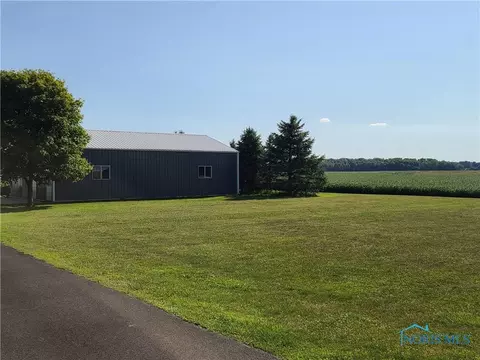 7869 County Rd E, Delta, OH 43515 photo 5