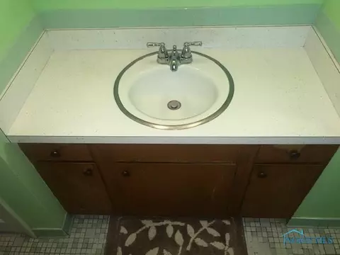 1127 Brookley Blvd, Toledo, OH 43607 photo 3