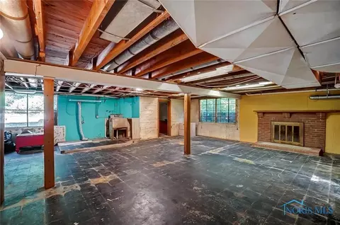 1033 Richards Rd, Toledo, OH 43607 photo 35