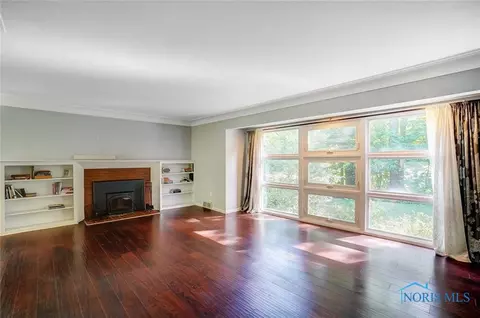 1033 Richards Rd, Toledo, OH 43607 photo 5