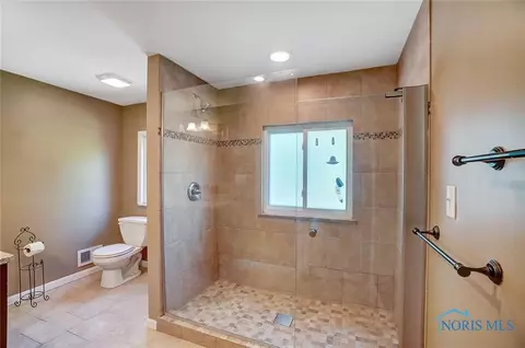1033 Richards Rd, Toledo, OH 43607 photo 31