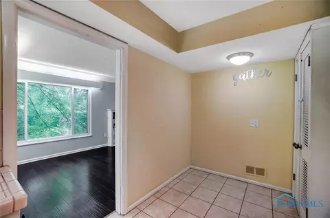 1033 Richards Rd, Toledo, OH 43607 photo 15