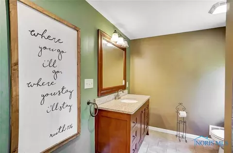 1033 Richards Rd, Toledo, OH 43607 photo 32