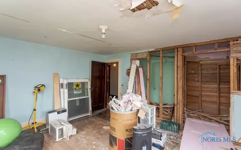 427 E Main St, Fayette, OH 43521 photo 31