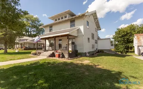 427 E Main St, Fayette, OH 43521 photo 2
