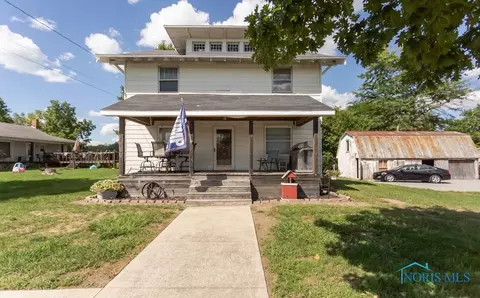 427 E Main St, Fayette, OH 43521 photo 1