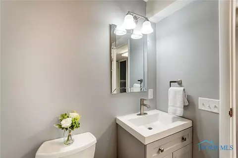 6502 Glenhurst Dr, Maumee, OH 43537 photo 34