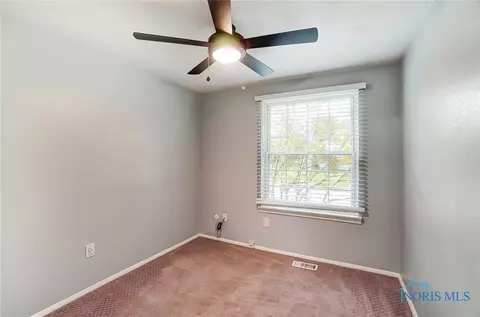 6502 Glenhurst Dr, Maumee, OH 43537 photo 27