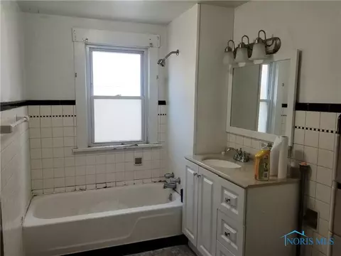1663 Nebraska Ave, Toledo, OH 43607 photo 16