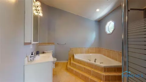 419 Easy St, Willard, OH 44890 photo 21