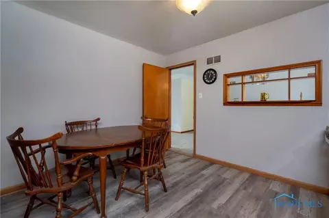 1017 Scribner St, Maumee, OH 43537 photo 15