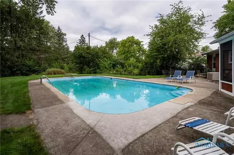 1017 Scribner St, Maumee, OH 43537 photo 21