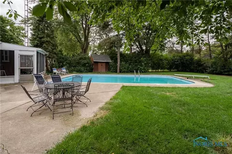 1017 Scribner St, Maumee, OH 43537 photo 24