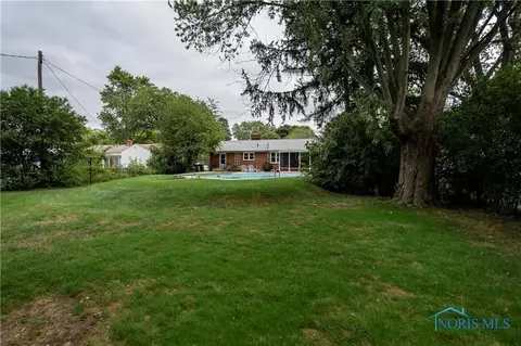 1017 Scribner St, Maumee, OH 43537 photo 33