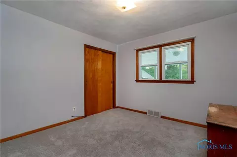 1017 Scribner St, Maumee, OH 43537 photo 16