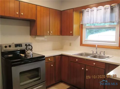106 E Daisy St, Forest, OH 45843 photo 7