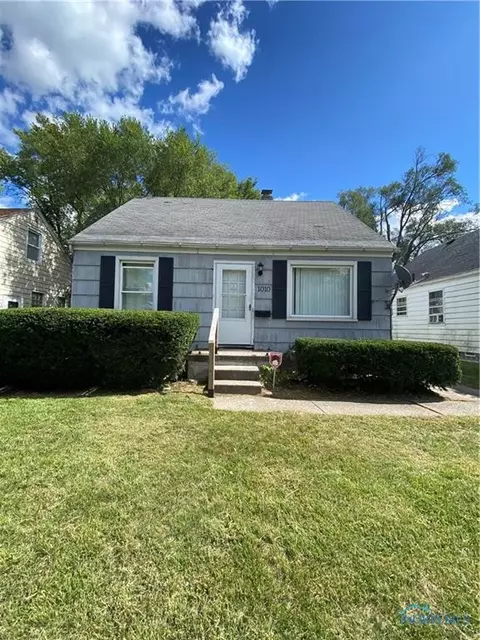 1010 Mackow Dr, Toledo, OH 43607 photo 1