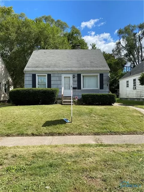 1010 Mackow Dr, Toledo, OH 43607 photo 2