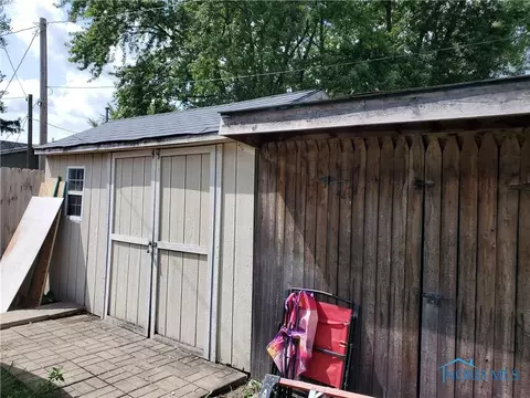 424 W Maple St, Deshler, OH 43516 photo 18