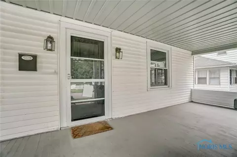 321 3rd St, Findlay, OH 45840 photo 4