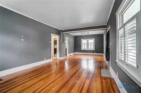 321 3rd St, Findlay, OH 45840 photo 8