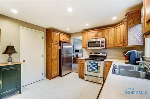 2515 Springmill Rd, Findlay, OH 45840 photo 5