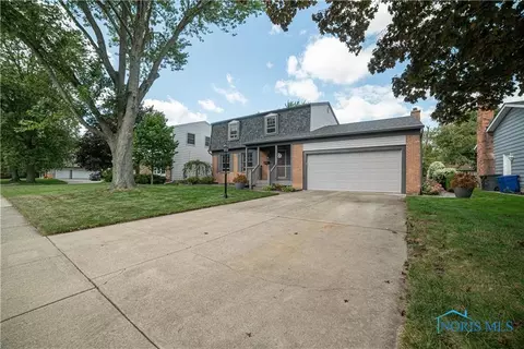 880 Maple Ln, Waterville, OH 43566 photo 4