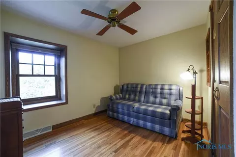 880 Maple Ln, Waterville, OH 43566 photo 25