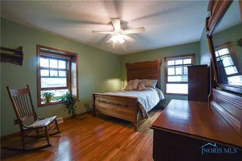 880 Maple Ln, Waterville, OH 43566 photo 23