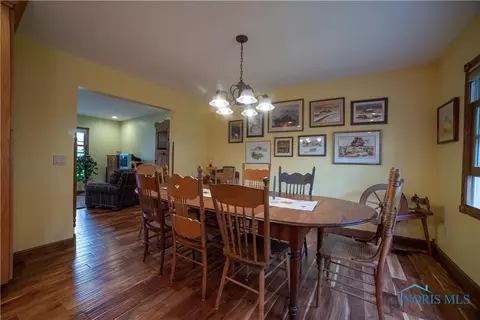 880 Maple Ln, Waterville, OH 43566 photo 10