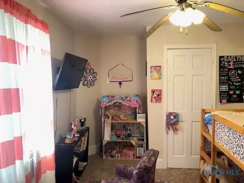 209 E 8th St, Sycamore, OH 44882 photo 15