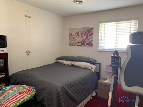 210 John St, Bryan, OH 43506 photo 12