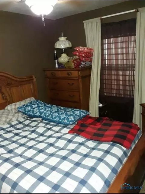 955 W Wayne St, Paulding, OH 45879 photo 7