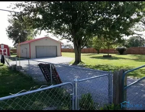 955 W Wayne St, Paulding, OH 45879 photo 3