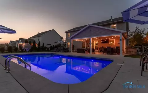 7043 Saddleback Rd, Maumee, OH 43537 photo 6